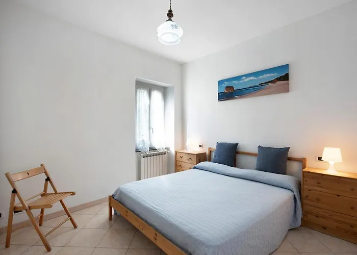 Trilocale San Nazario Lägenhet *
